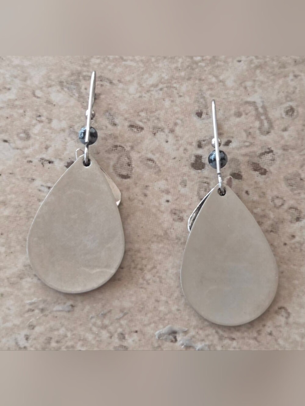 ​Mixed Metal Silver & Black Filigree Teardrop Dangle Earrings - Picture 5 of 6